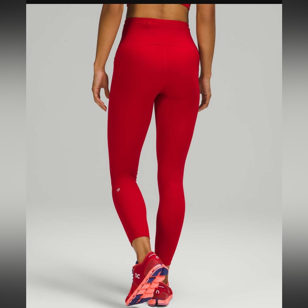 $128 Lululemon swift speed high rise legging, size 4